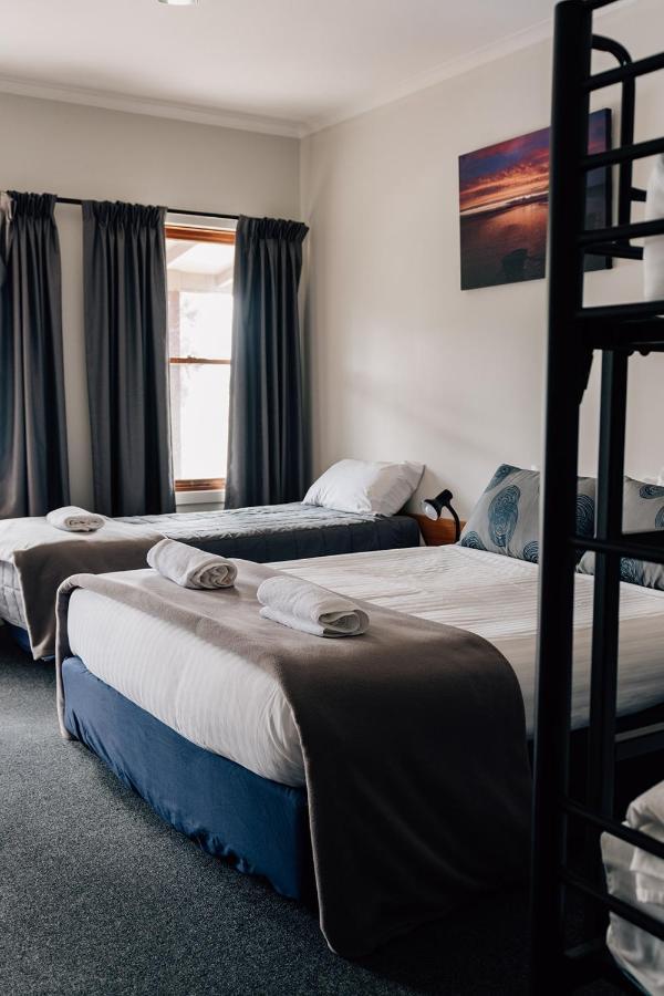 Port Albert Motel Екстер'єр фото